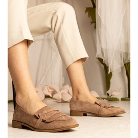 Brown női klasszikus cipők az Ekozamszu -tól barna 1