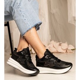 Fekete cipők holografikus elemmel 1