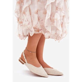 Ballerinák zsinórral és hegyes lábujjak bézsával 1