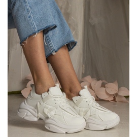 Női fehér cipők hatalmas sportok 2