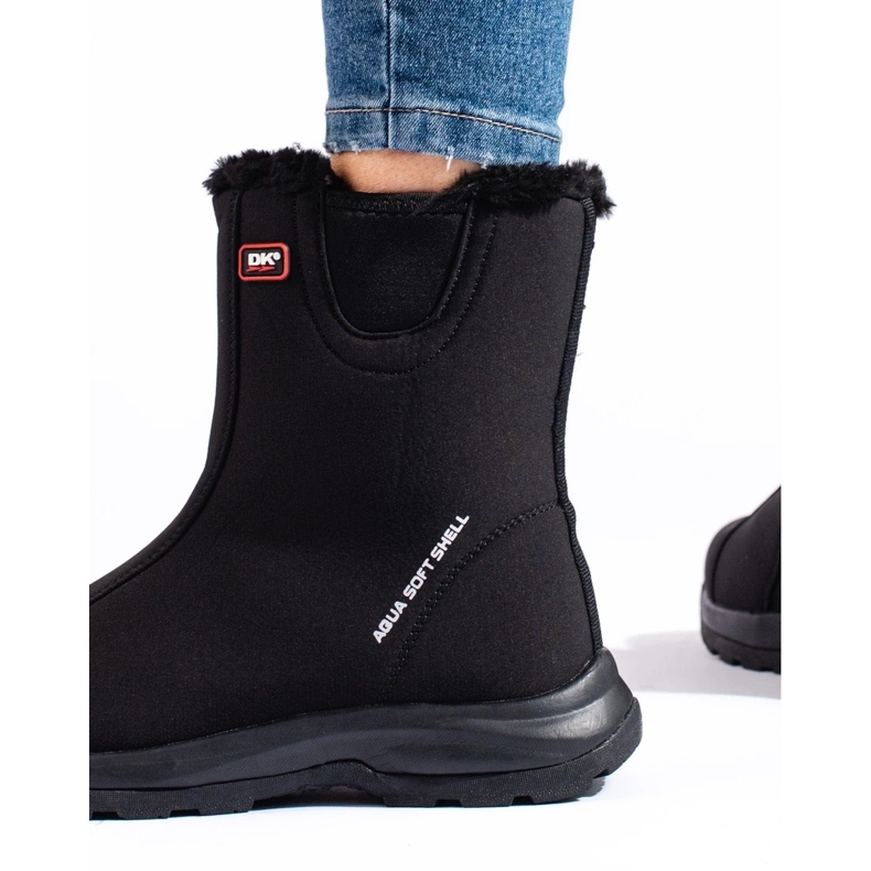 DK női magas trekking csizma, szőrme szigeteléssel fekete 1