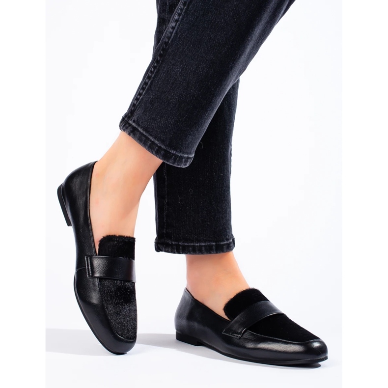 Fekete cipő bundával 2