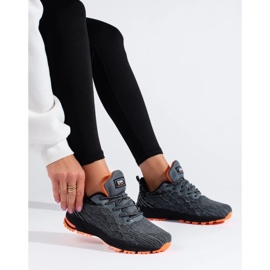 DK Kényelmes sportcipők fekete 2