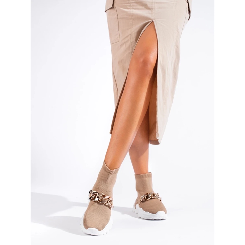 Felhúzható tornacipő lánccal barna 1