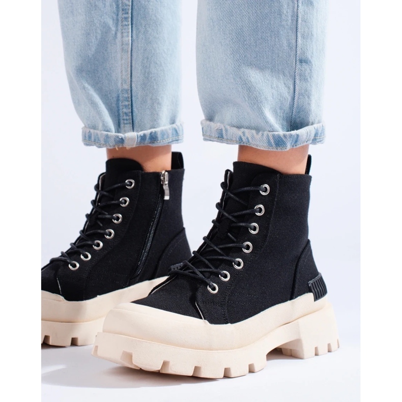 Trapperek az S. Barski platformon fekete 1