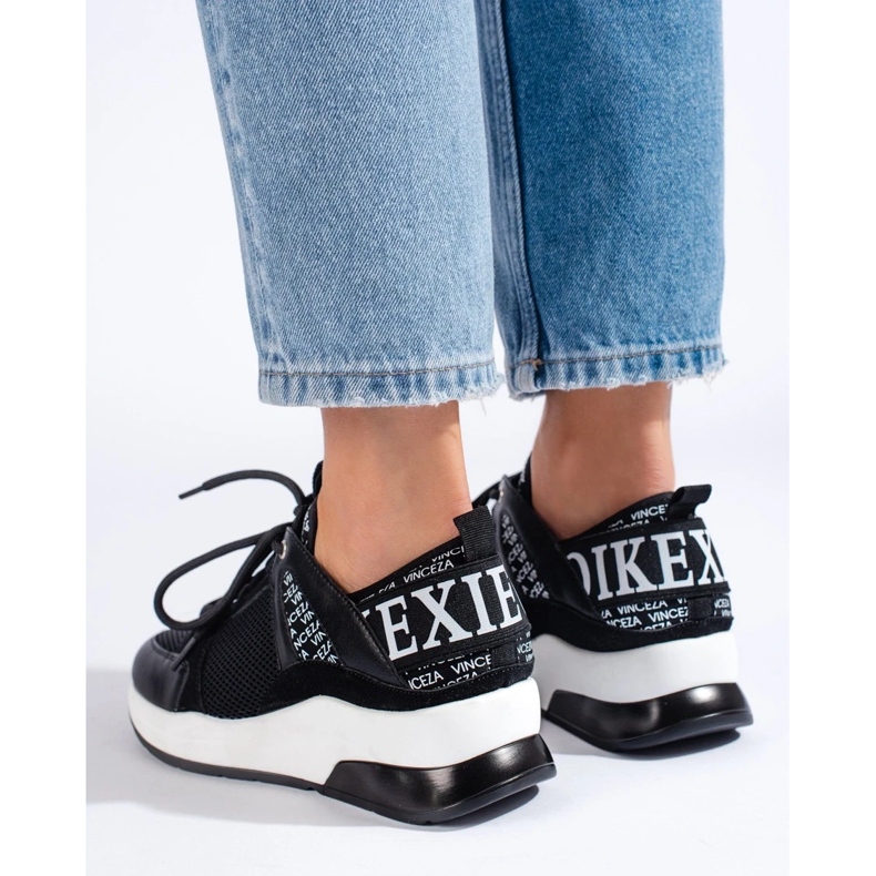 Divatos VINCEZA tornacipők fekete 1