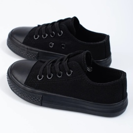 Fekete Vico gyerek tornacipő gumírozással 2