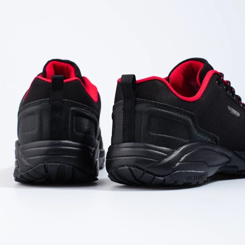 DK férfi trekking cipő fekete és piros 1