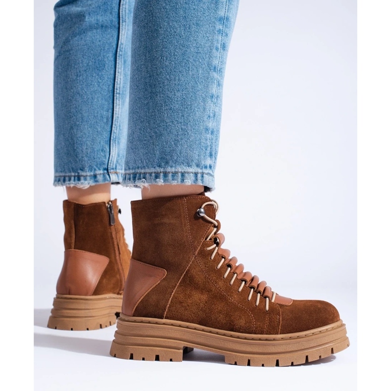 Barna bőrcsizma 1 Barna bőrcsizma 1