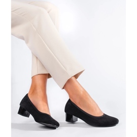 W. Potocki Női fekete áttört pumpák Potocki 2