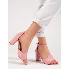 Rózsaszín női szandál W. Potocki posztján 2