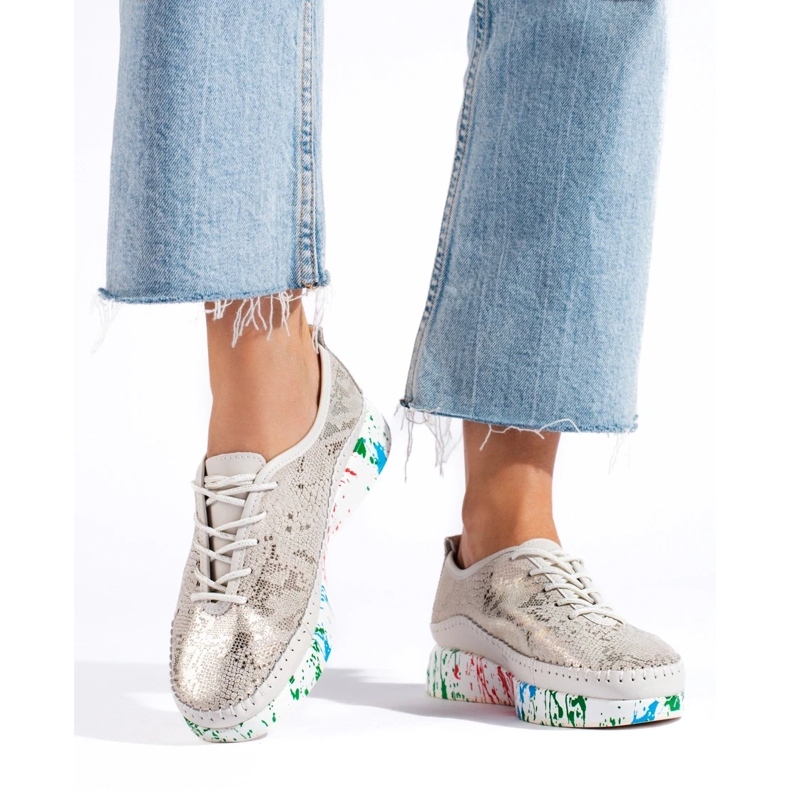 Női bőrcipő színes platformpal Shelvt aranysárga 2 Női bőrcipő színes platformpal Shelvt aranysárga 2