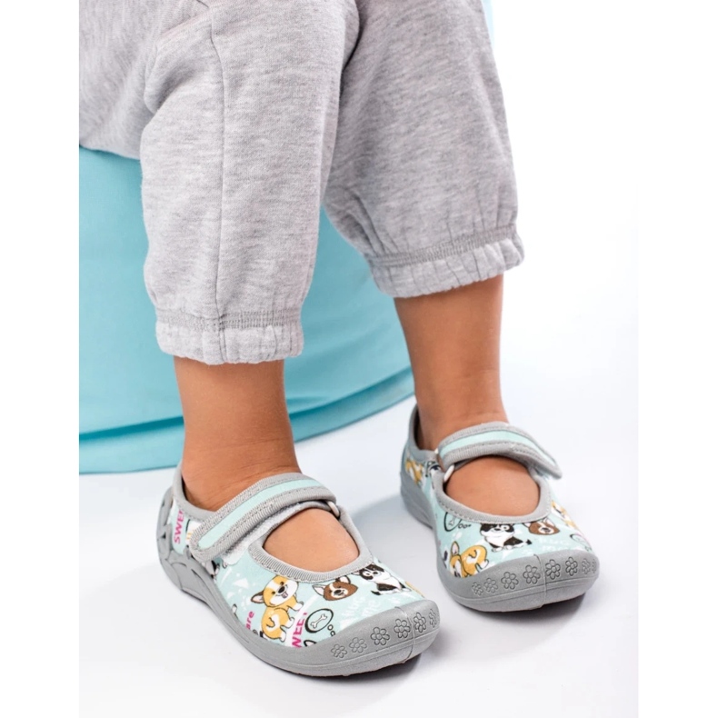 SHELOVET Gyermek papucs óvodába 3F kutyákkal kék 2