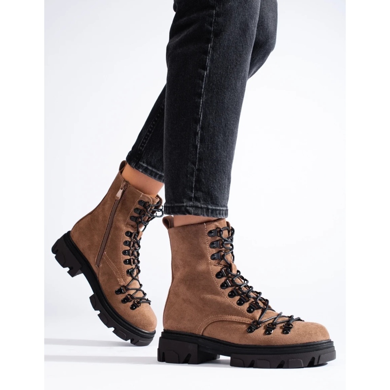 Vinceza Velúr kötött barna munkáscsizma a Vincezától bézs 2