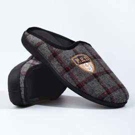 Shelovet szürke kockás férfi papucs 1