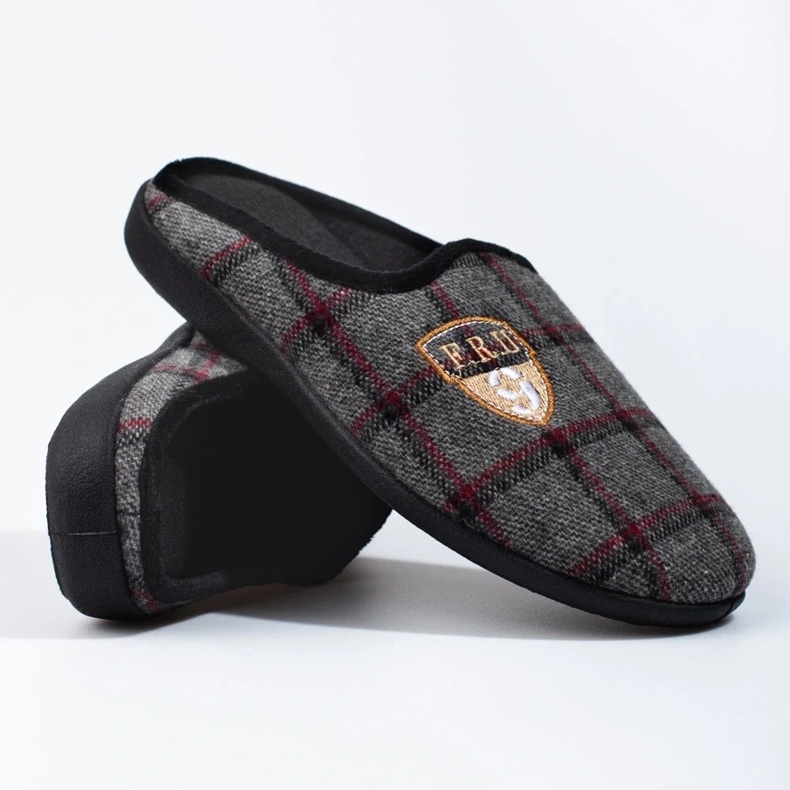 Shelovet szürke kockás férfi papucs 1