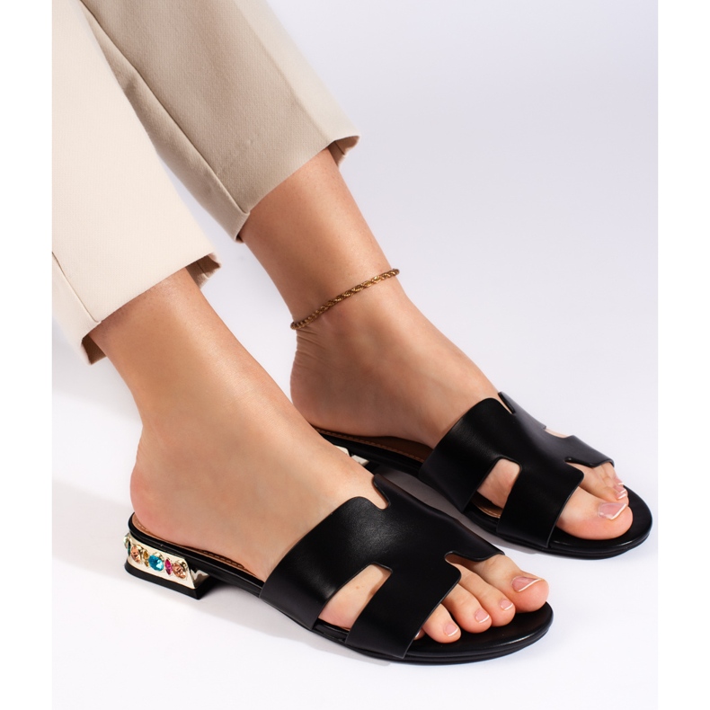 Fekete női lapos csúszdák 2