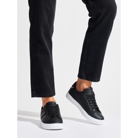 Fekete kényelmes sportcipő 1