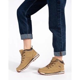 Vico Barna hőszigetelt túracipő 2