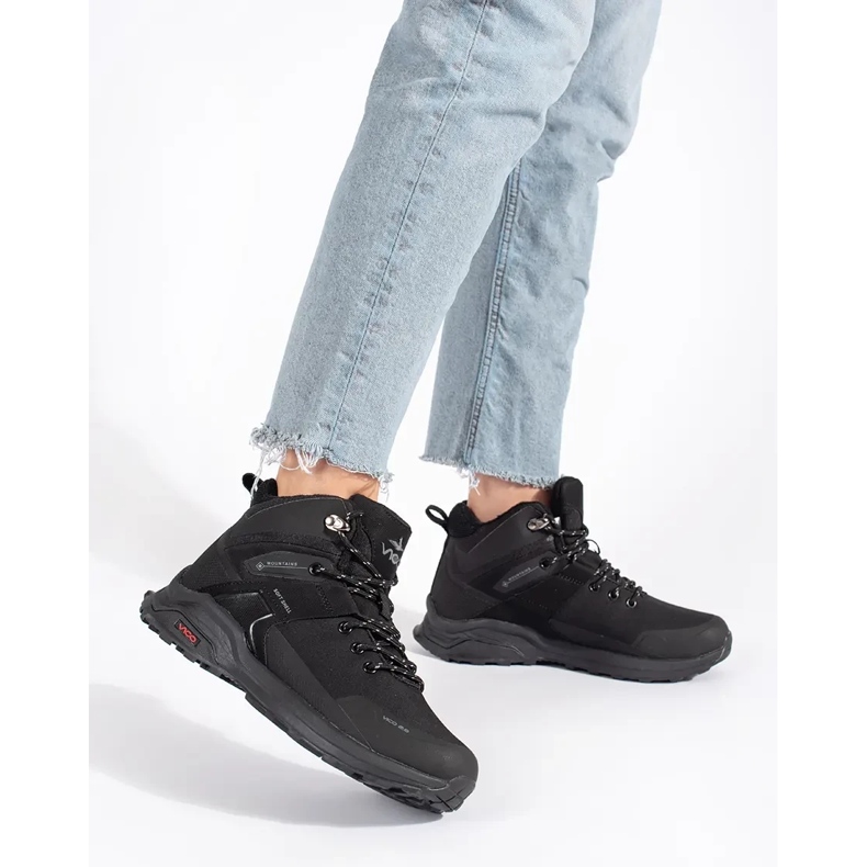 Vico Fekete szigetelt túracipő 2