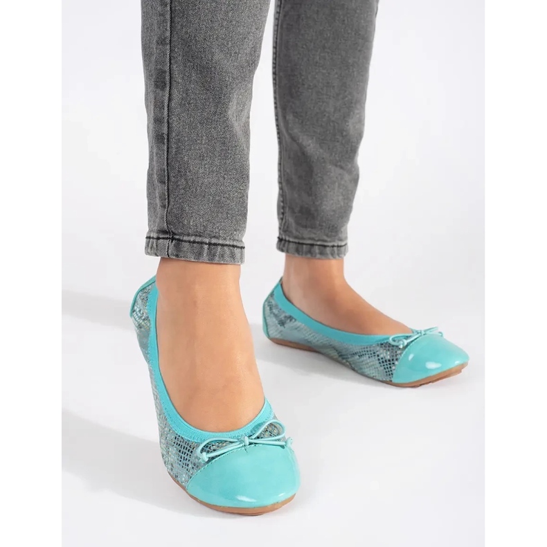 Kék balettlakások kígyómintával és masnival 2