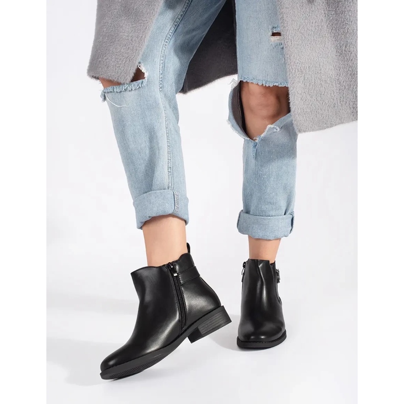 Fekete női Chelsea csizma lapos sarokkal 1