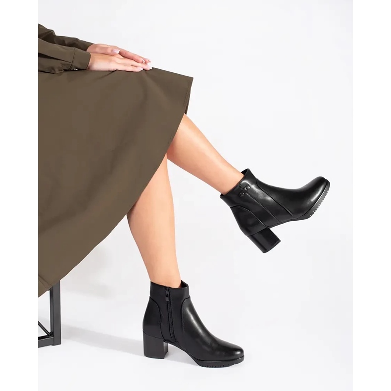 Fekete magas sarkú bokacsizma Sergio Leone-tól 1