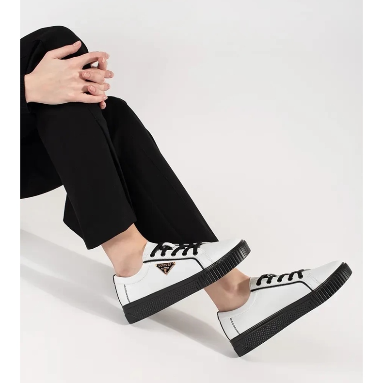 Goodin Bőrfehér és fekete cipők vastag talpon 1