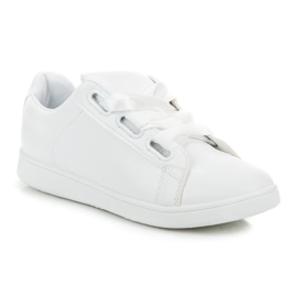 Fehér tornacipő Szalaggal 1