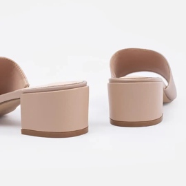 Bézs sarkú Sergio Leone 1