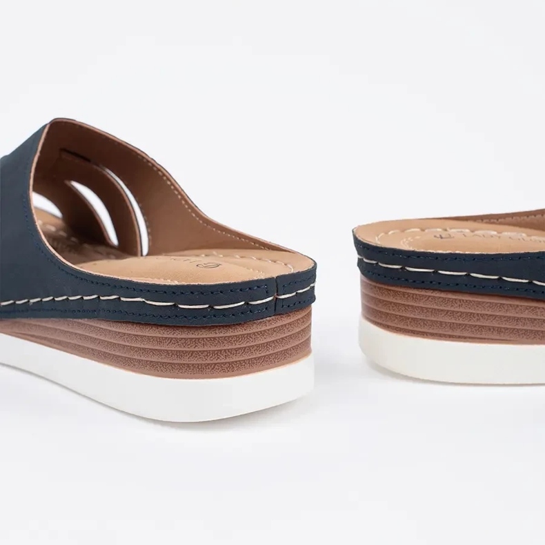 Kényelmes papucs alacsony kék ékeken 1