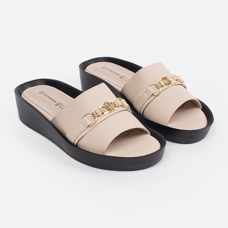 Goodin Bézs női szárnyak lánccal 1