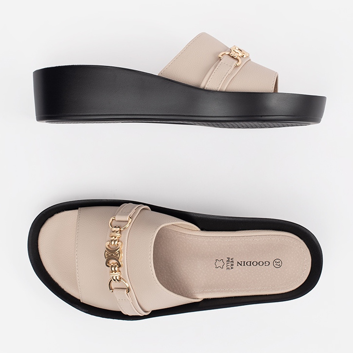 Goodin Bézs női szárnyak lánccal 2