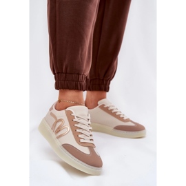 Alacsony női sportcipő öko bőr bézsával 2