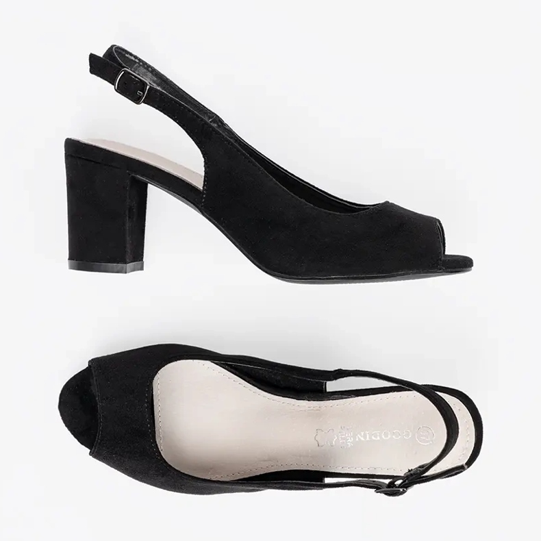 Goodin Velúr szandál oszlopon fekete 1