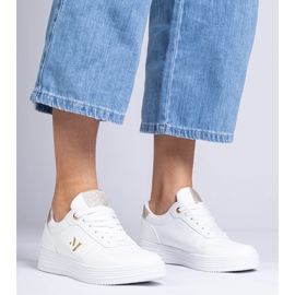 Női fehér cipők arany csillogással 2