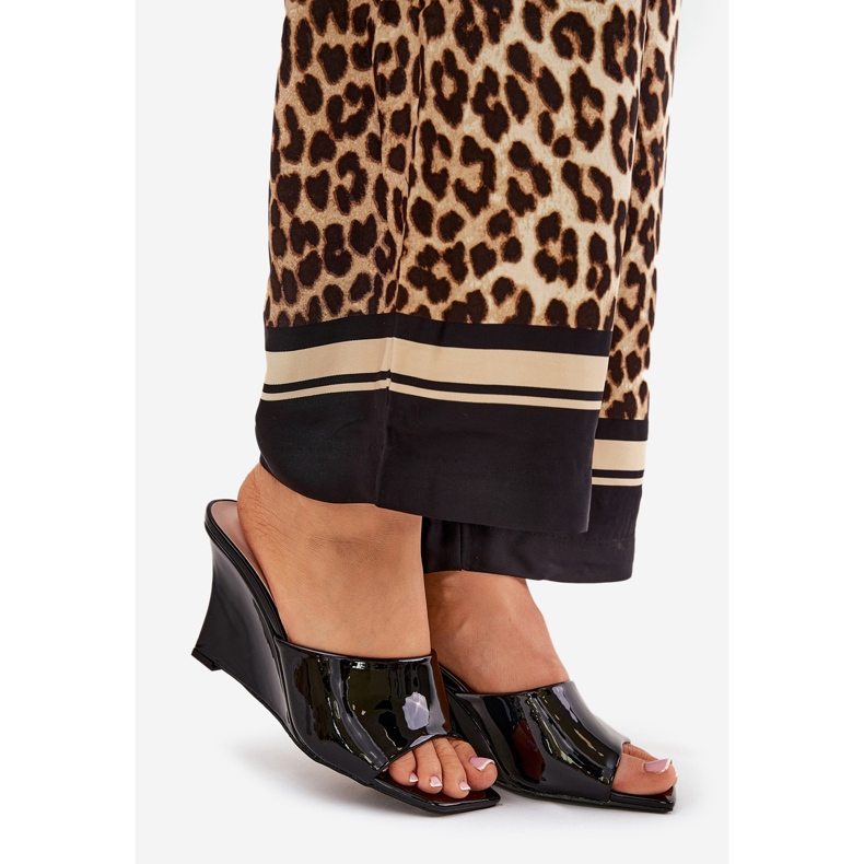 Festett női esküvők az ékeken fekete 1