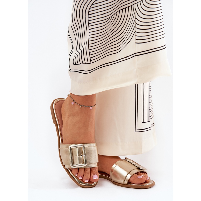 Lapos öko bőr női papucs arany csatkal aranysárga 2