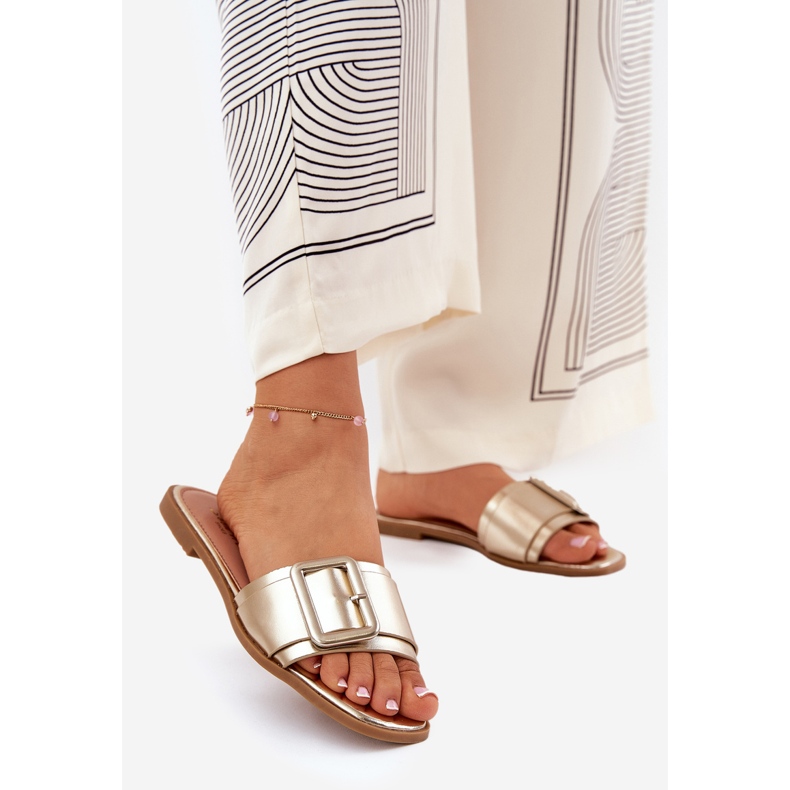 Lapos öko bőr női papucs arany csatkal aranysárga 1