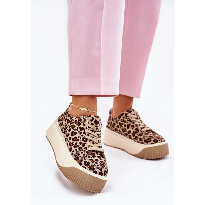 Cipők egy hatalmas barna leopárd platformon 2