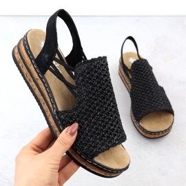 Női szandál a Wedgets-en Black Rieker 62941-00 fekete 1