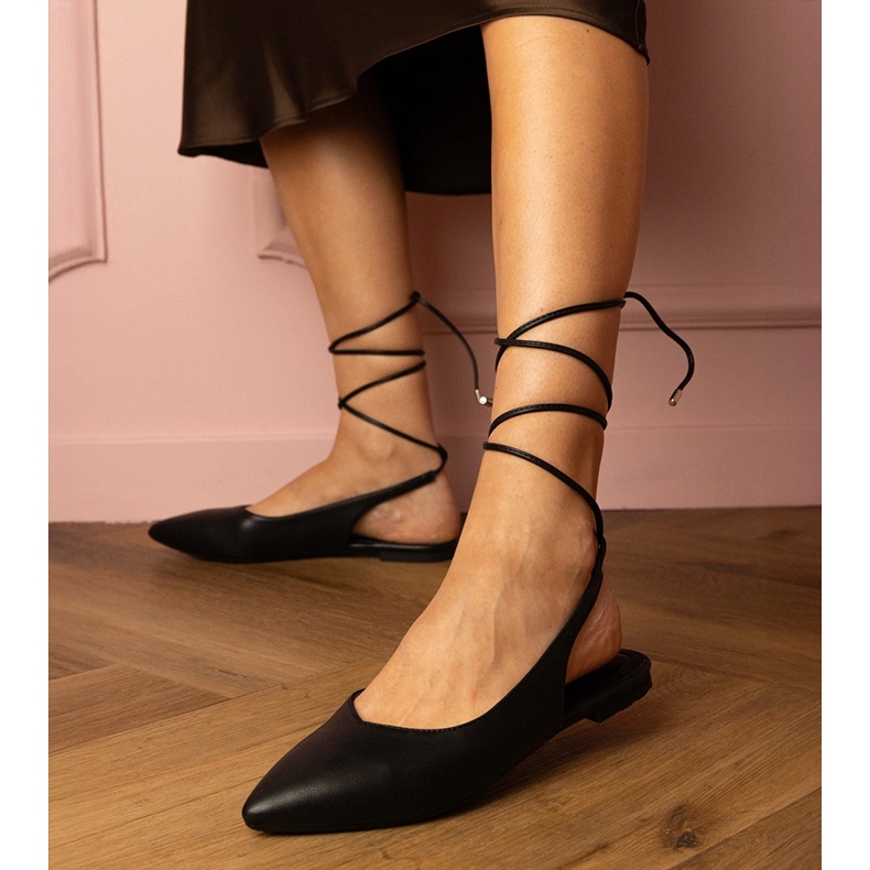 Fekete lapos sarkú cipő öko -alól 2