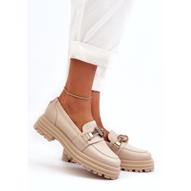 Női bőr lágyítók díszítéssel Laura Messi 2780 könnyű bézs 2