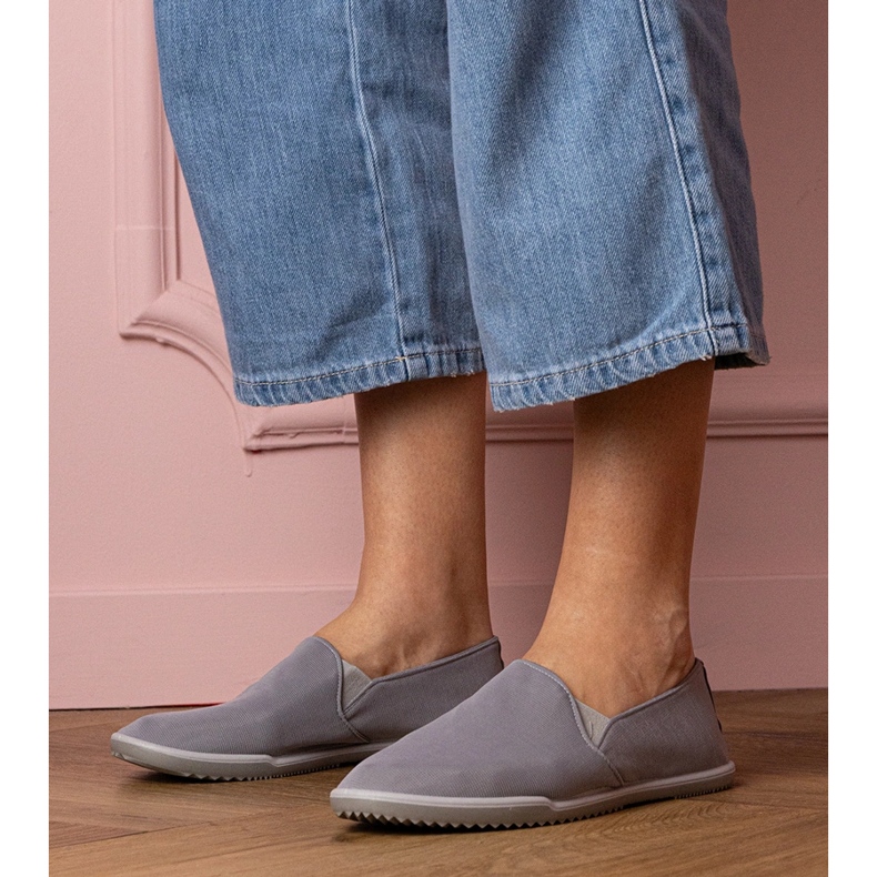 Szürke női elpusztult cipők 1