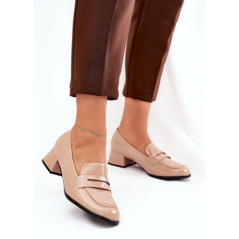 Festett, alacsony sarkú meztelen szivattyúk bézs 2