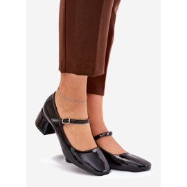 Festett szivattyúk övvel és csatkal fekete 1