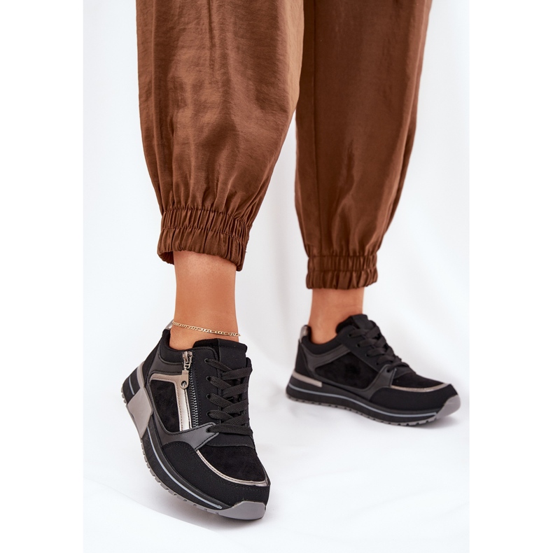 Női sportcipő cipzárral a platformon fekete 2