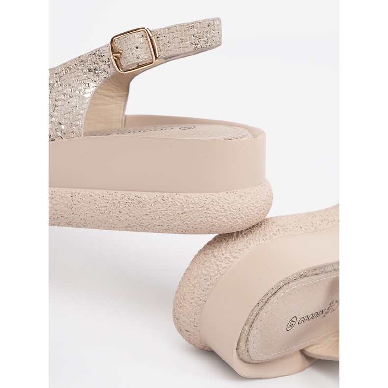 Goodin Lapos szandál taupe dekorációval bézs 1
