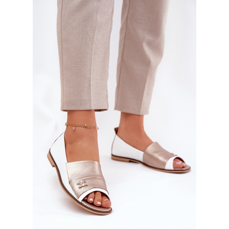 Bőr elegáns balerinák, csupasz ujjakkal Zazoo 1865 fehér és arany 2