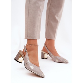 Női bőr szandál az oszlopon, magas orrú szerszámokkal VinceZa 66733 arany és ezüst 2